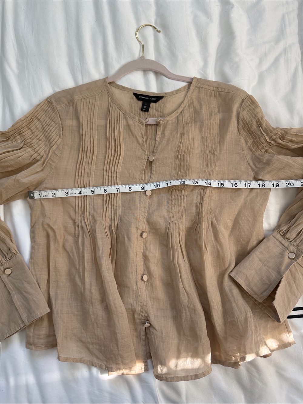 Banana Republic Beige 100% Ramie Pintuck Button-Front Blouse - Picture 5 of 10